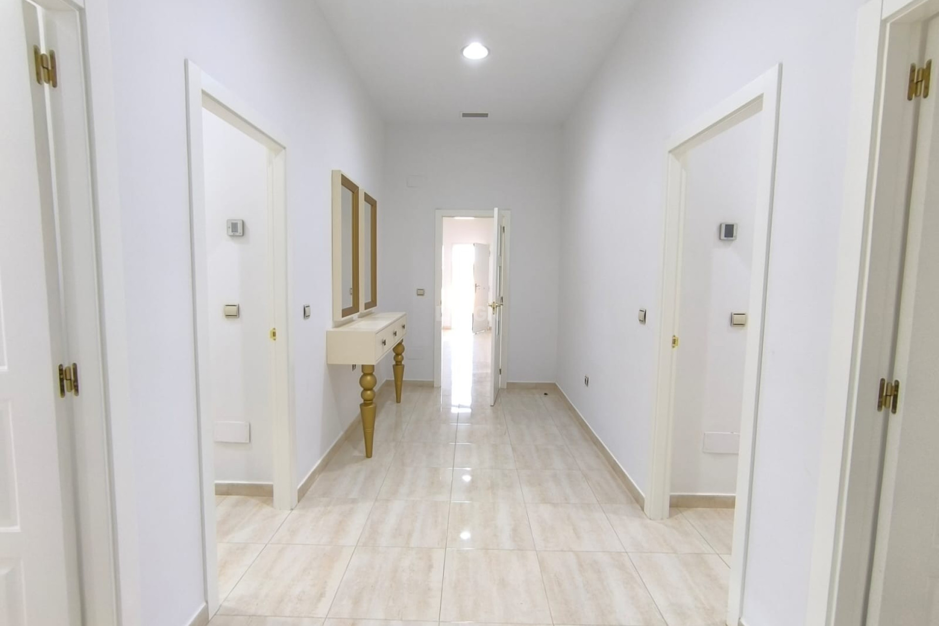 Resale - Villa - Pinoso - Inland