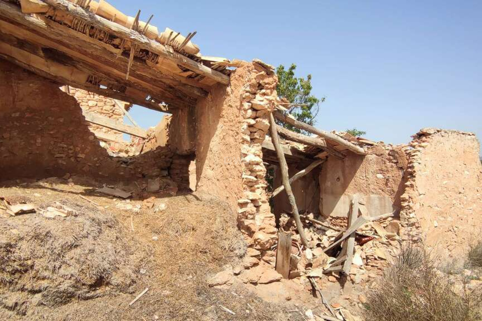 Resale - Villa - Pinoso - Inland