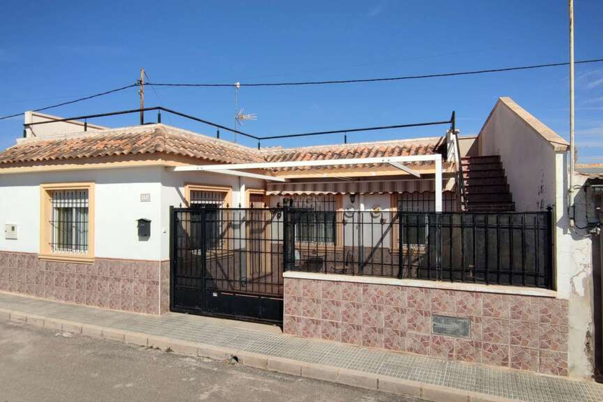 Resale - Villa - Pinoso - Inland