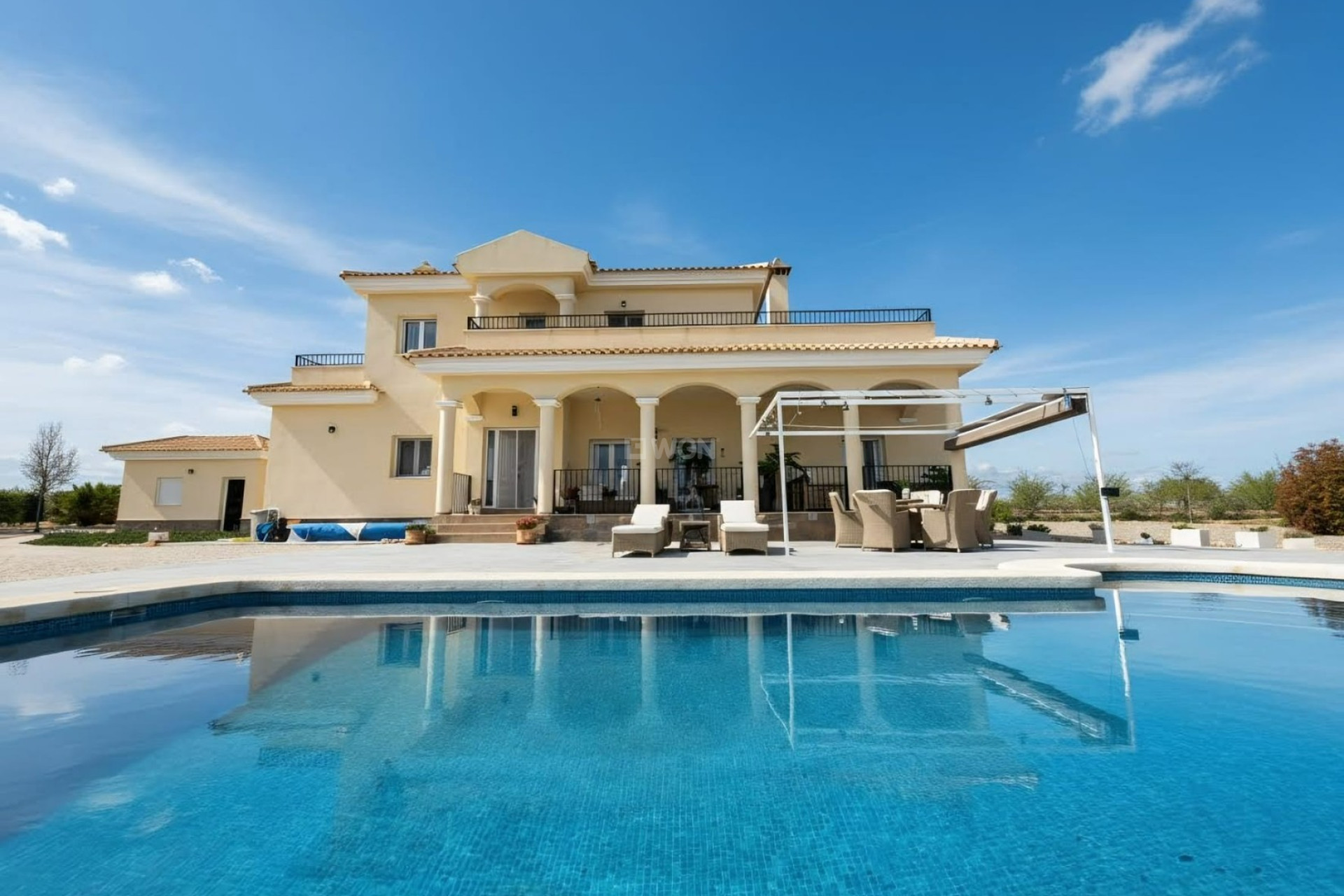 Resale - Villa - Pinoso - Inland