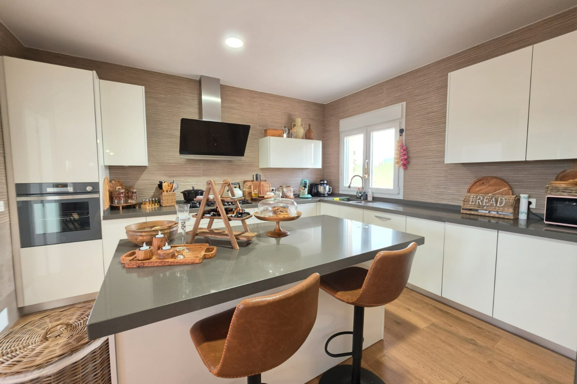 Resale - Villa - Pinoso - Inland