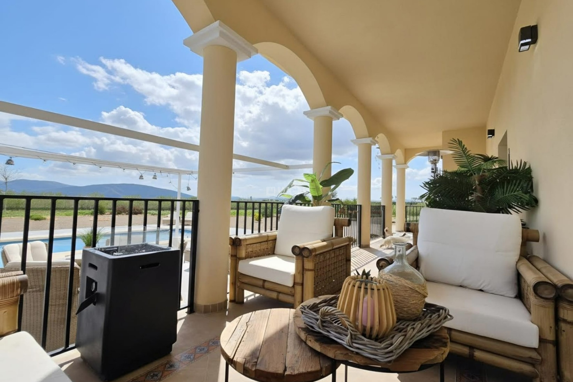 Resale - Villa - Pinoso - Inland