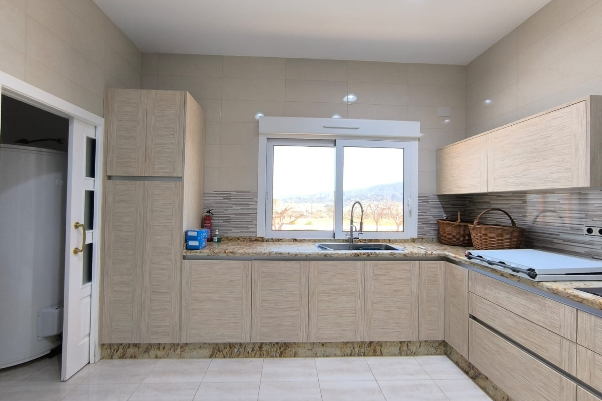 Resale - Villa - Pinoso - Inland