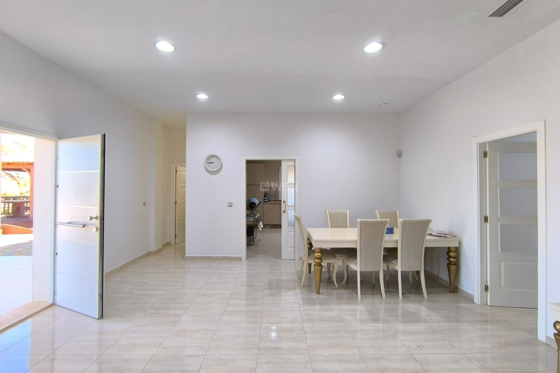 Resale - Villa - Pinoso - Inland