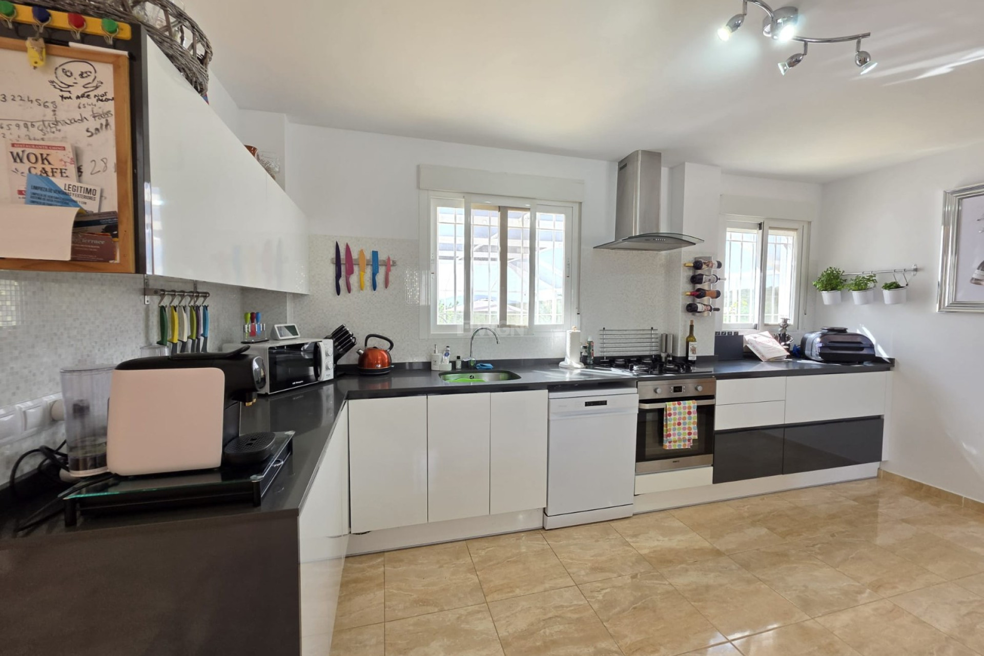 Resale - Villa - Pinoso - Inland