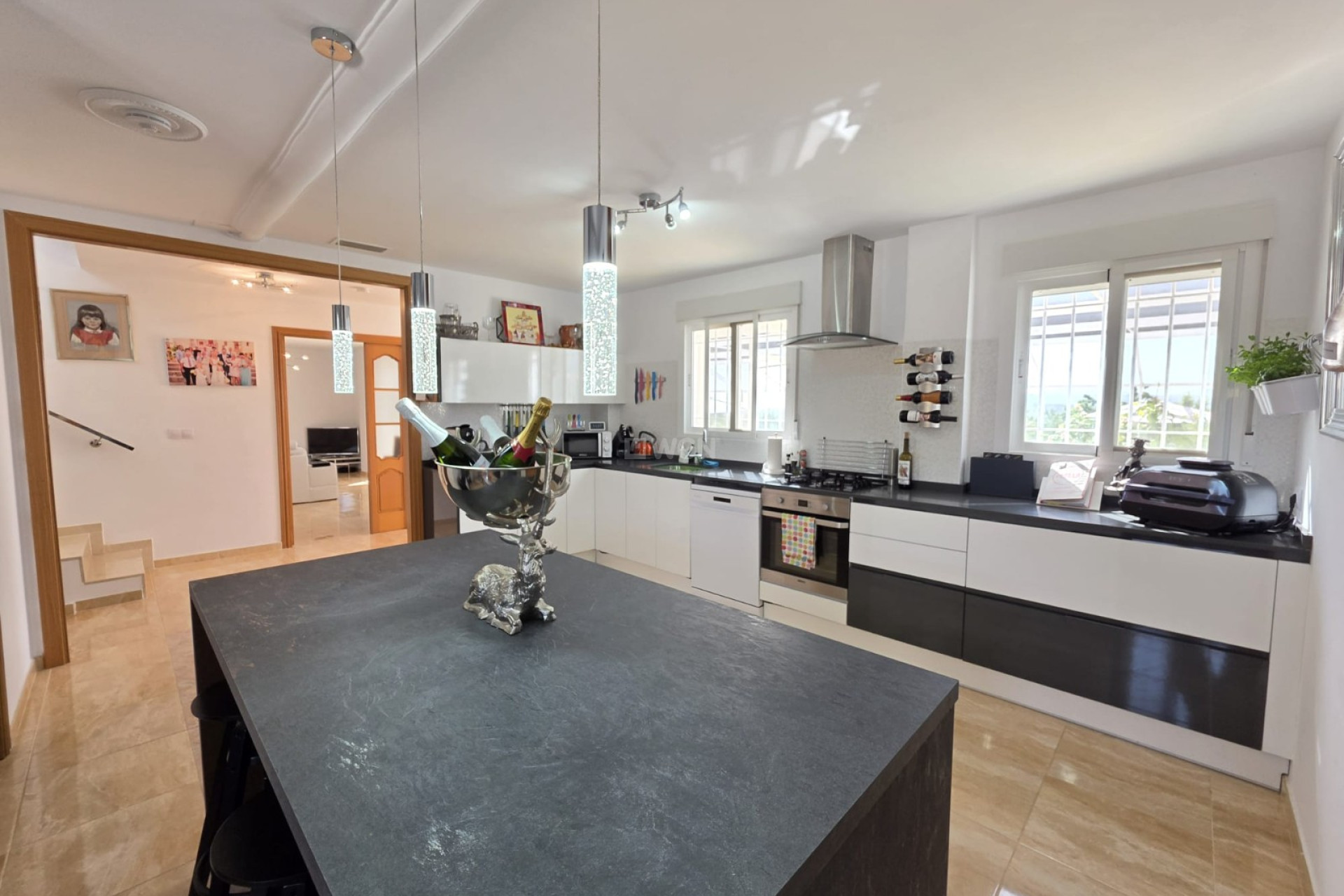 Resale - Villa - Pinoso - Inland