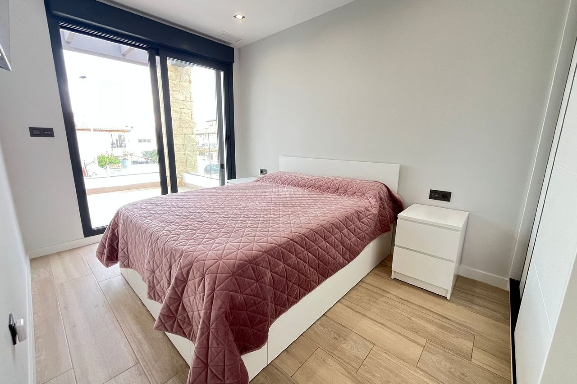 Resale - Villa - Playa Flamenca - Costa Blanca