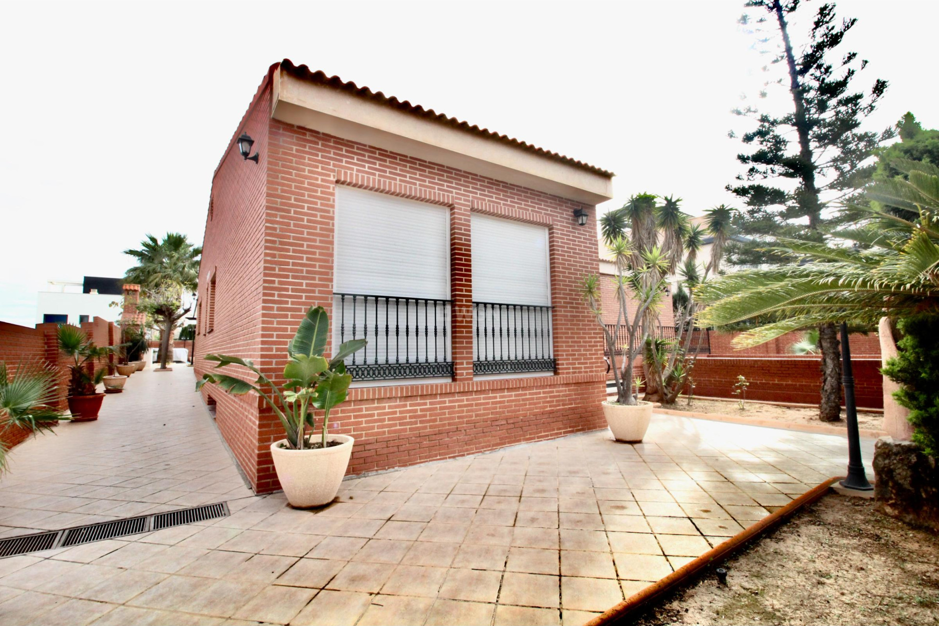 Resale - Villa - Playa Honda - Costa Calida