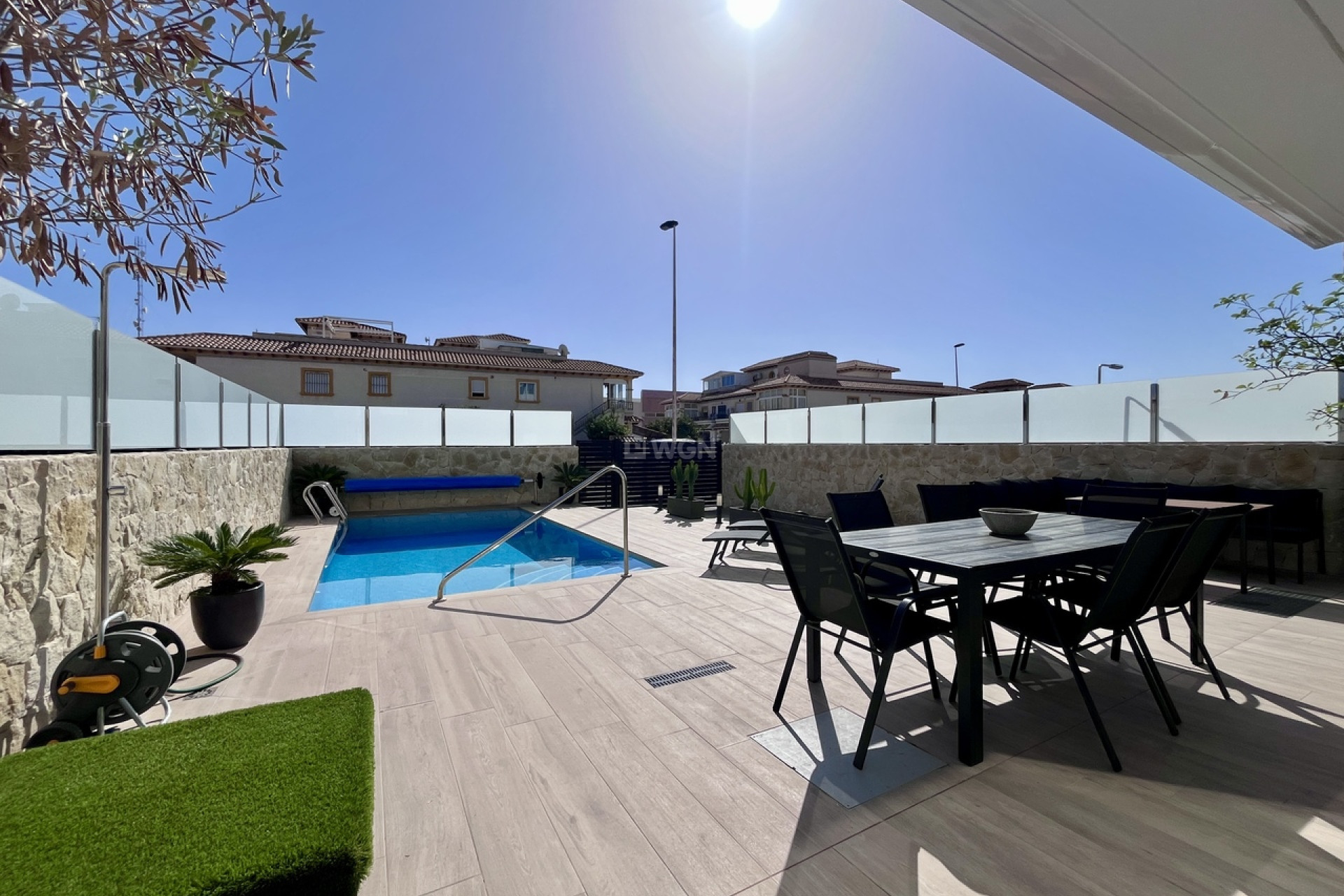 Resale - Villa - Punta Prima - Costa Blanca