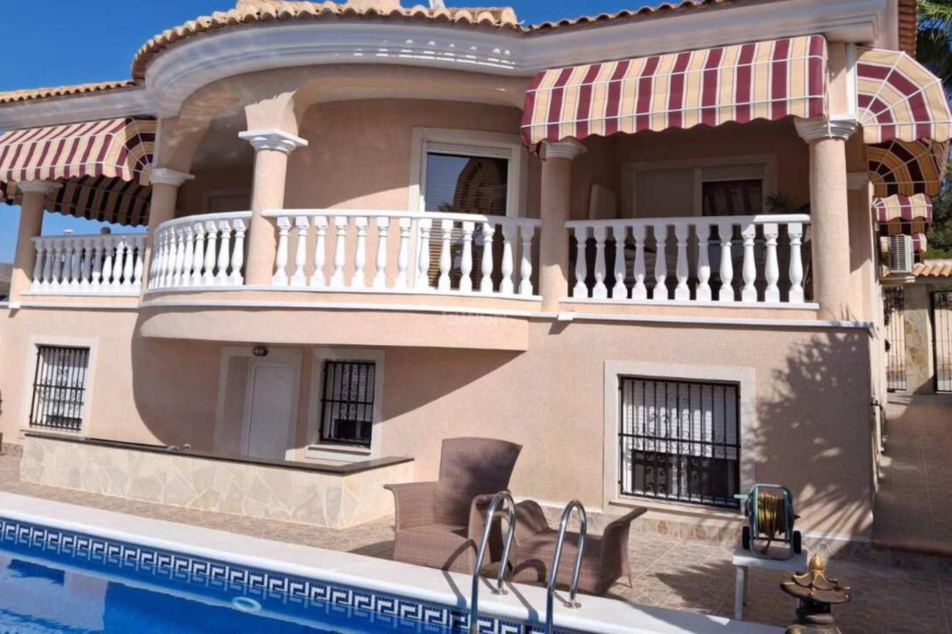 Resale - Villa - Rojales
