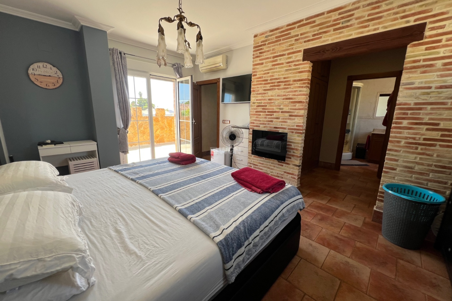 Resale - Villa - San Fulgencio - Costa Blanca