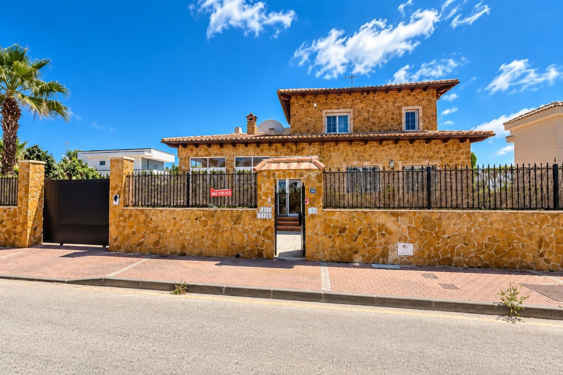 Resale - Villa - San Fulgencio - Costa Blanca