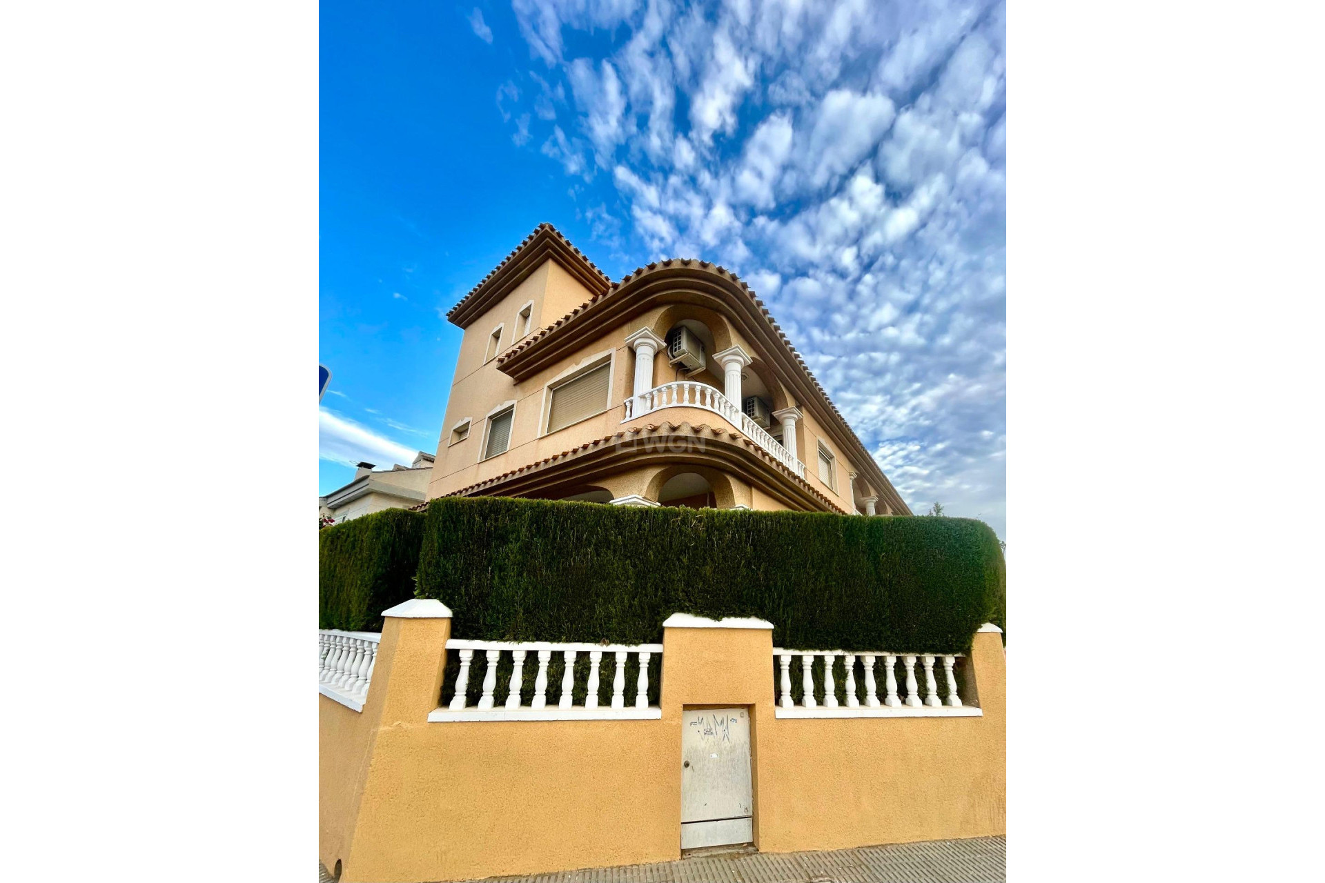 Resale - Villa - San Javier