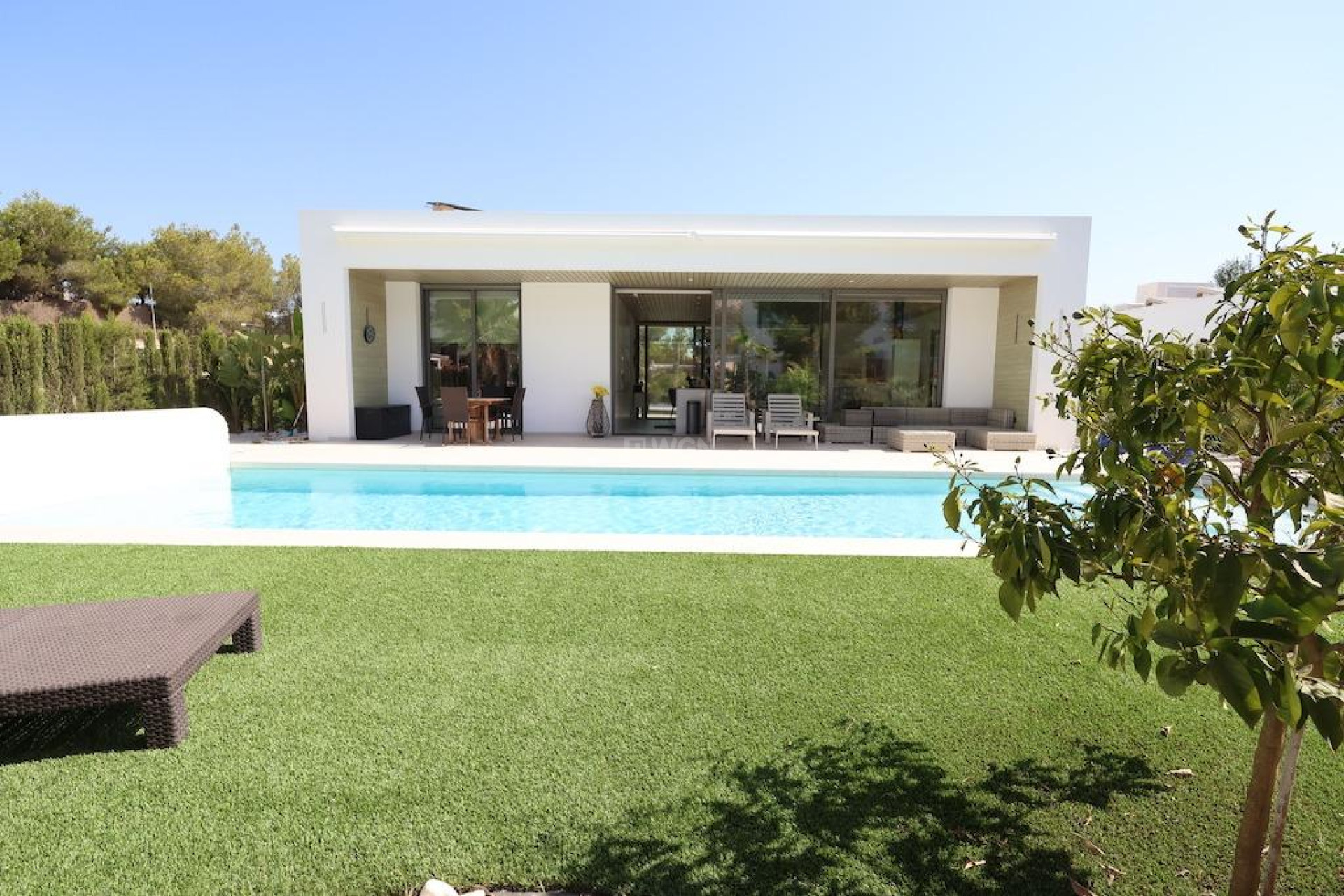 Resale - Villa - San Miguel de Salinas - Inland