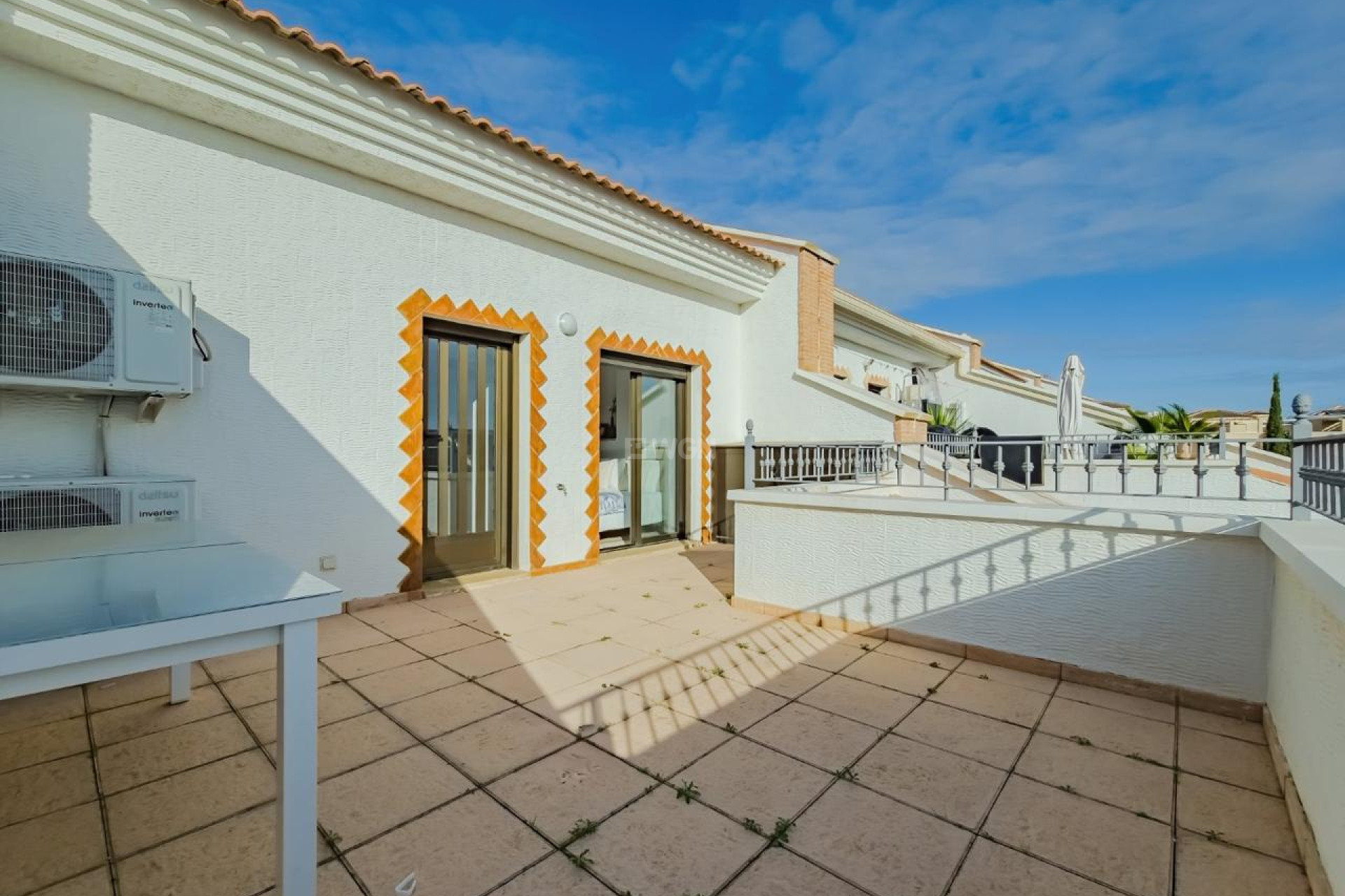 Resale - Villa - San Miguel de Salinas - Inland