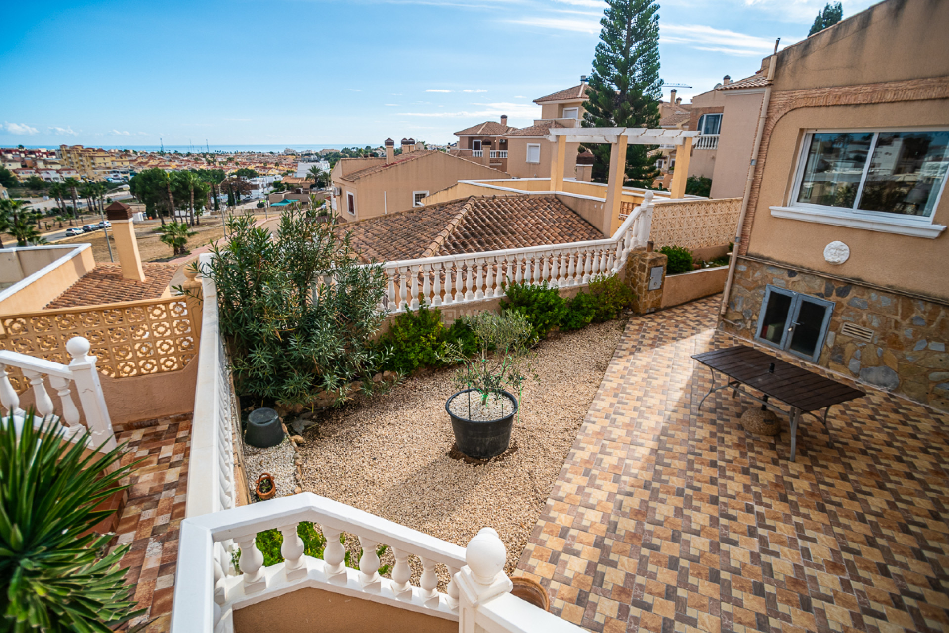 Resale - Villa - San Miguel de Salinas - Inland