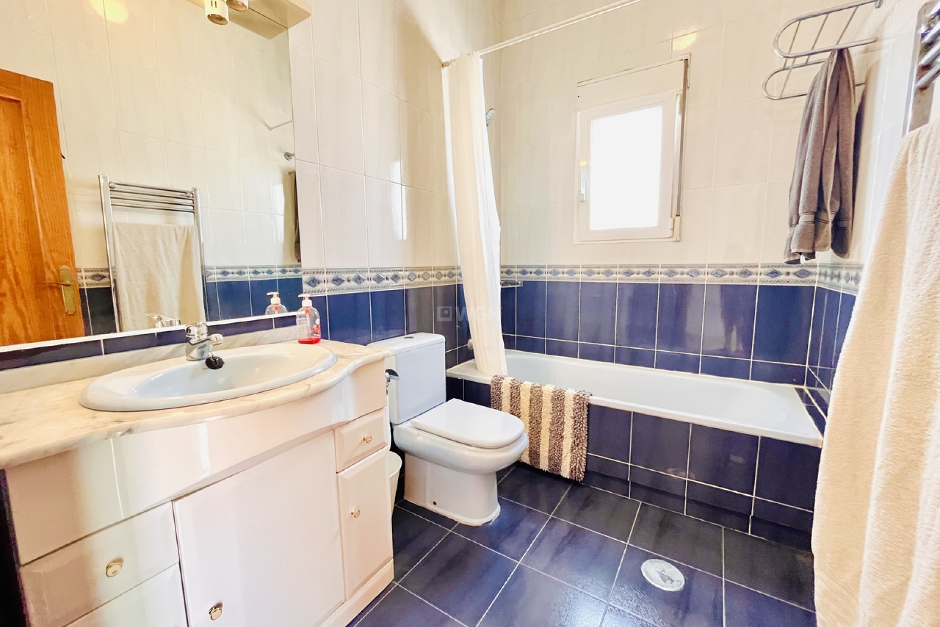 Resale - Villa - San Miguel de Salinas - Inland