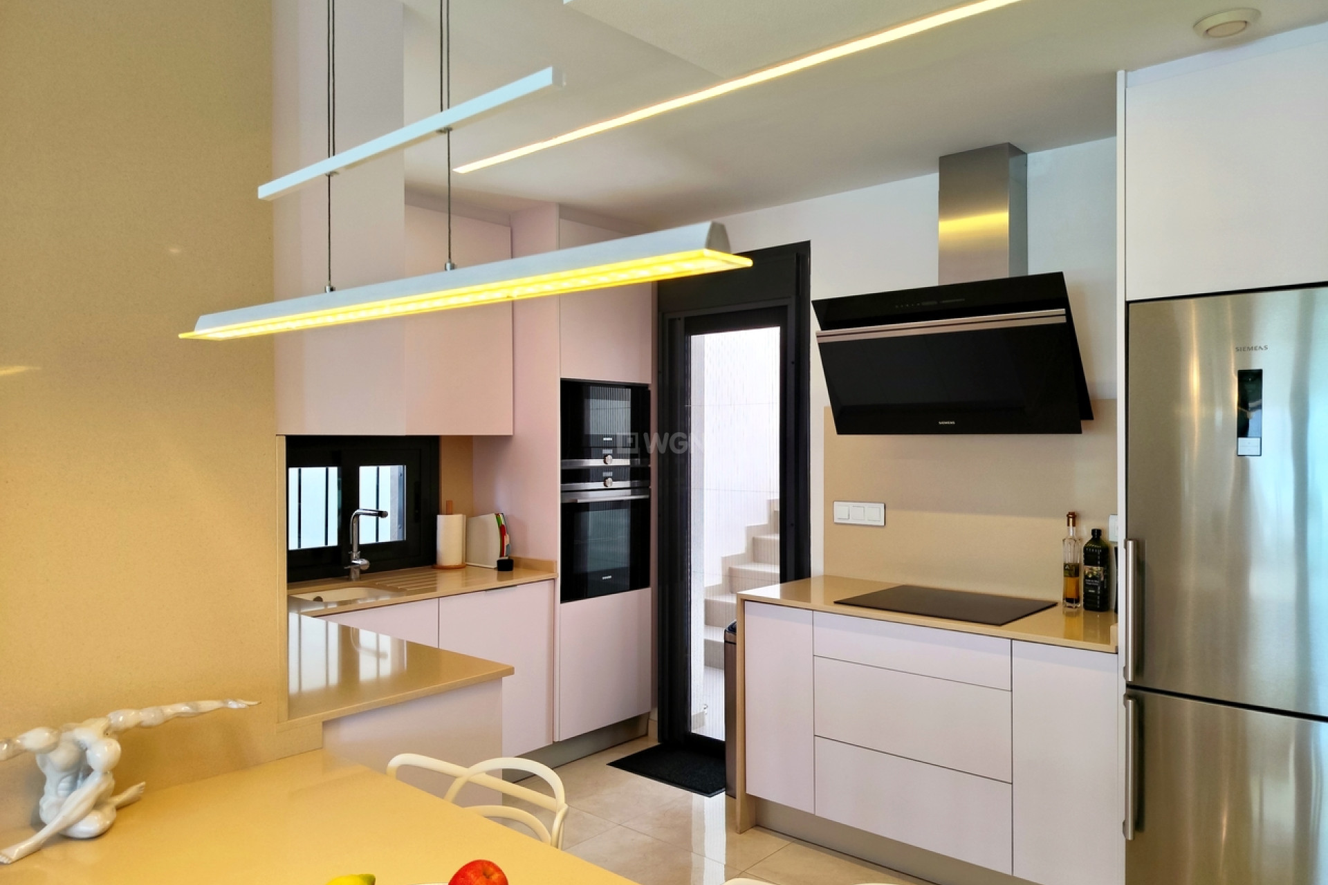 Resale - Villa - San Miguel de Salinas - Inland