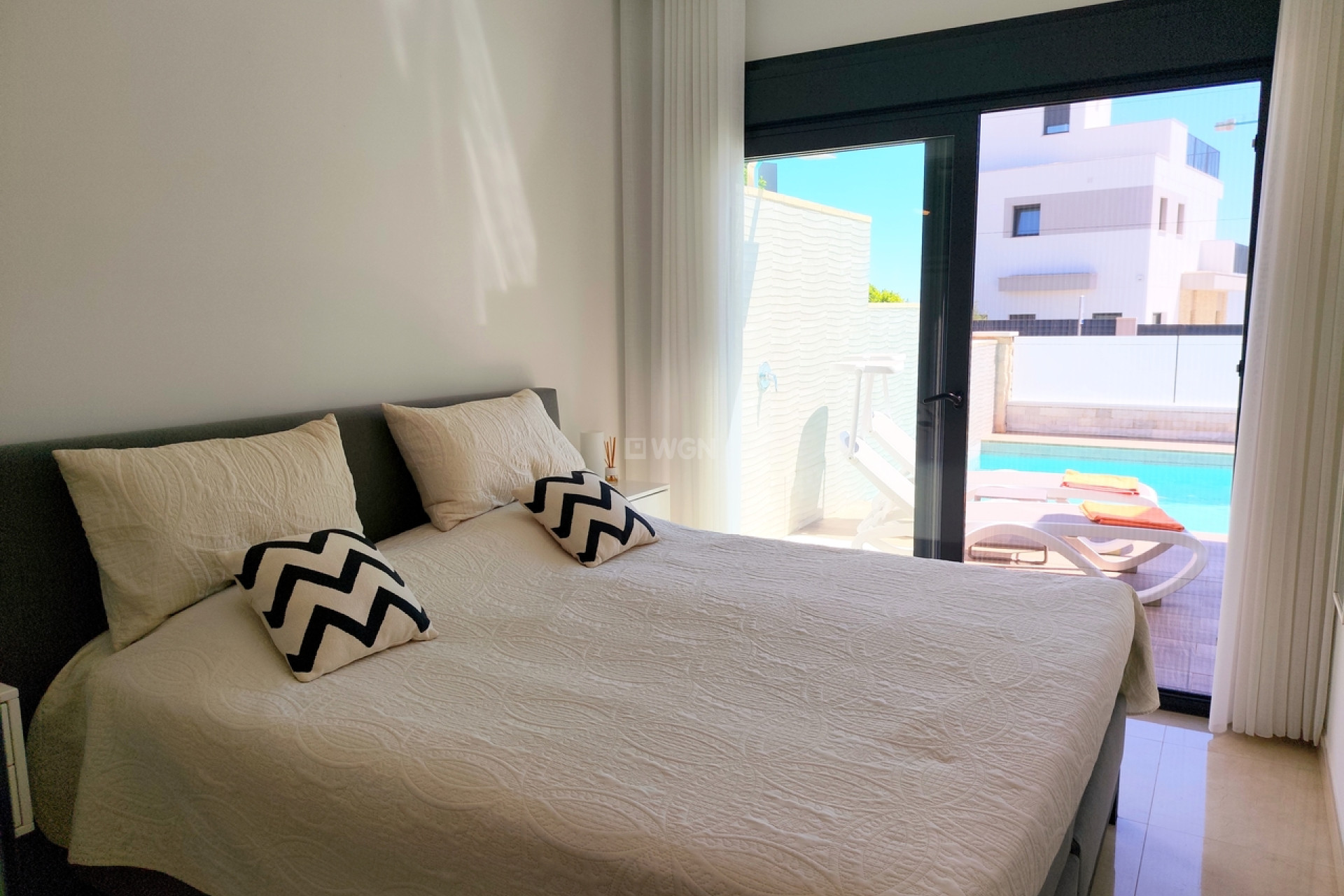 Resale - Villa - San Miguel de Salinas - Inland