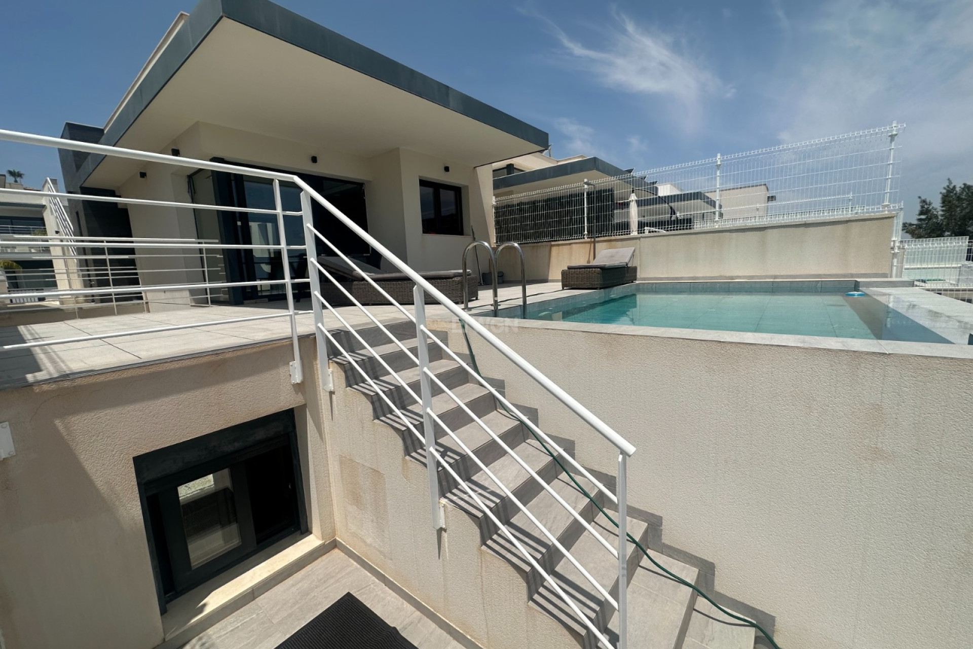 Resale - Villa - San Miguel de Salinas - Inland