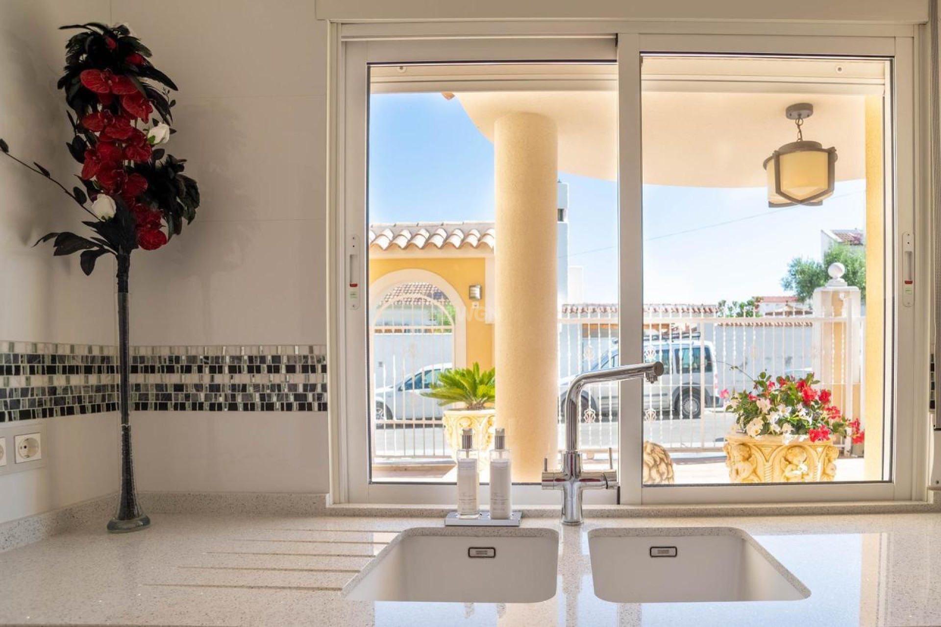 Resale - Villa - San Miguel de Salinas - Inland