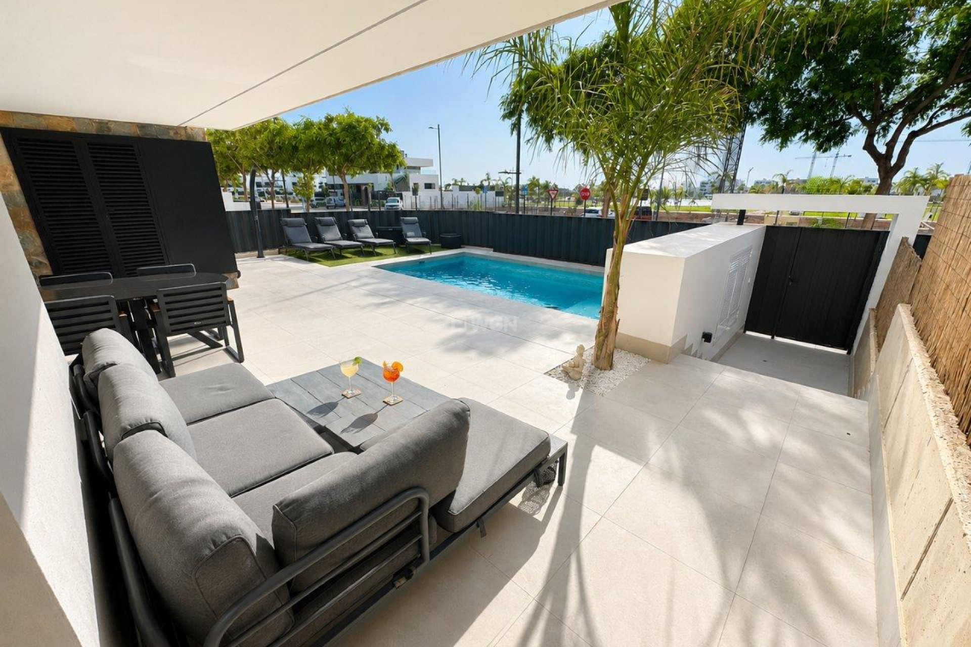 Resale - Villa - Santa Rosalia Resort - Inland