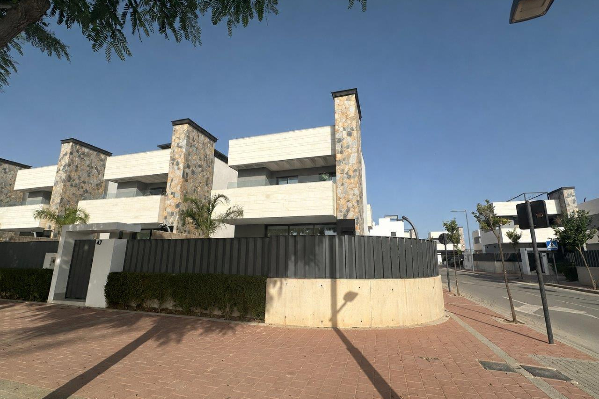 Resale - Villa - Santa Rosalia Resort - Inland