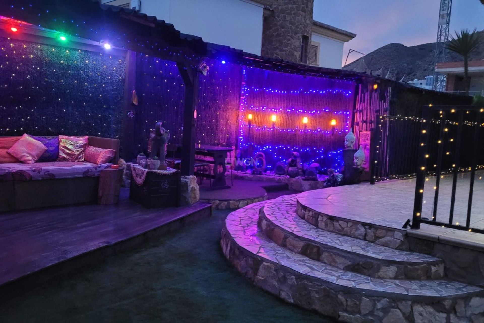 Resale - Villa - Sierra Cortina - Inland