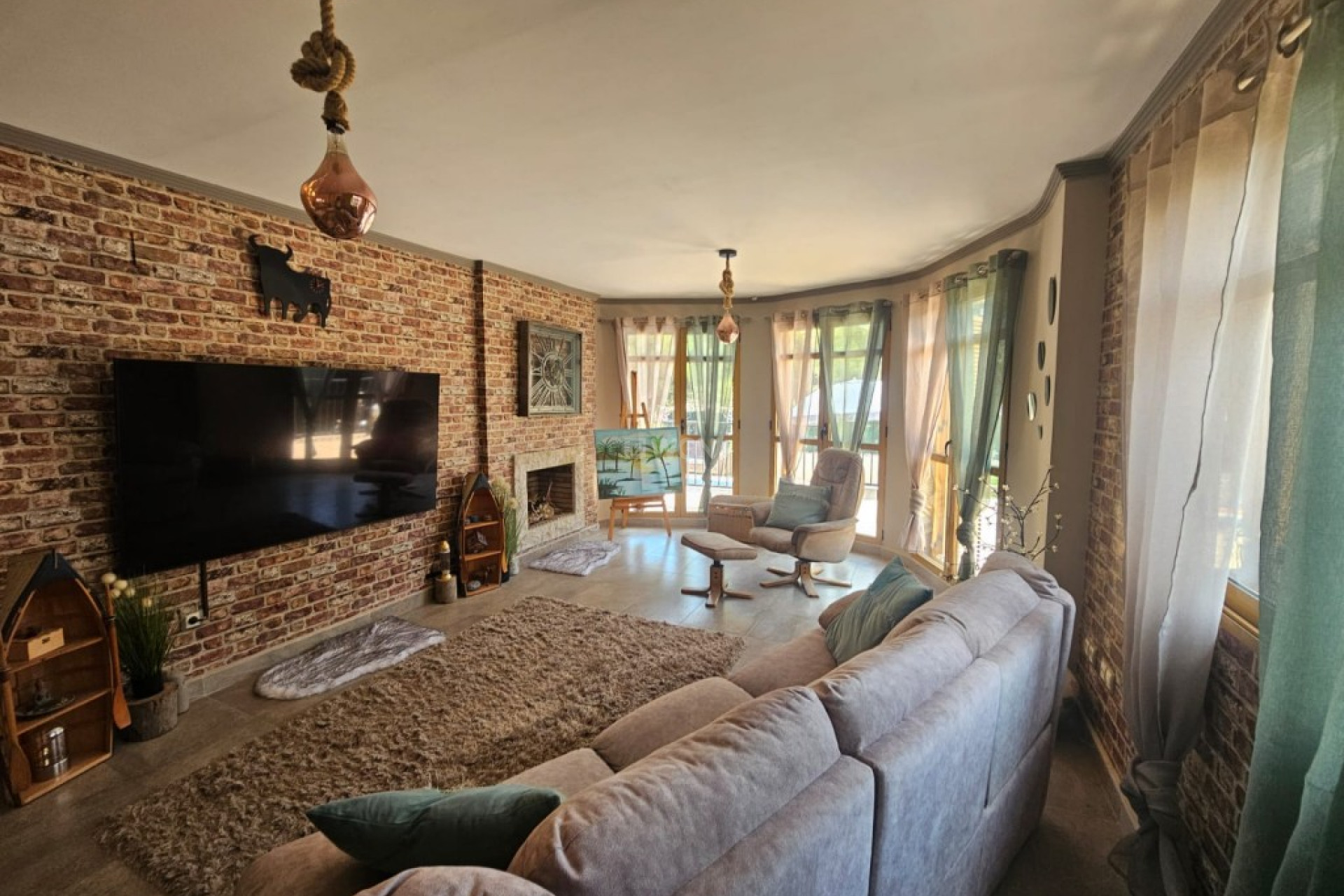 Resale - Villa - Sierra Cortina - Inland