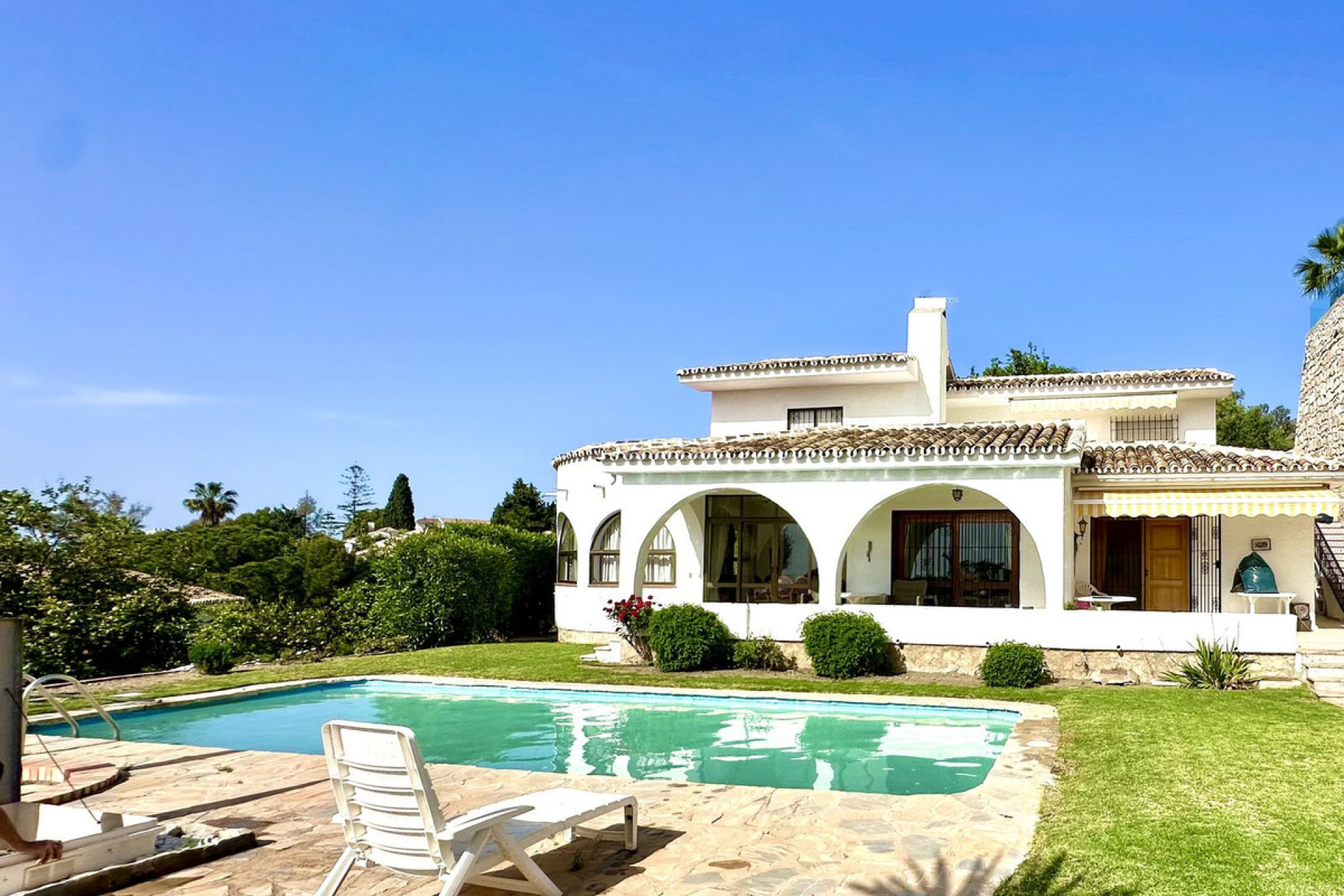 Resale - Villa - Torremuelle - Costa del Sol