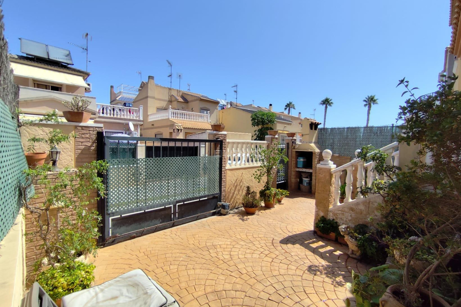 Resale - Villa - Torrevieja - Aguas Nuevas 1