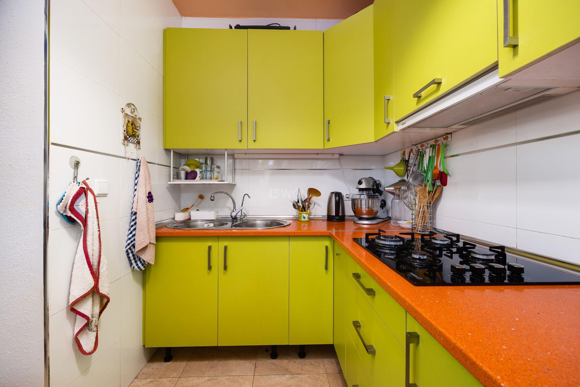 Resale - Villa - Torrevieja - aguas nuevas