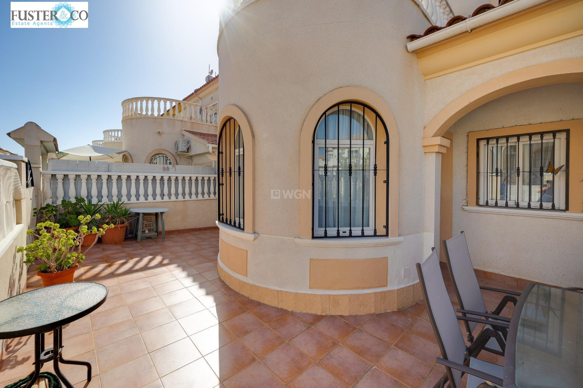 Resale - Villa - Torrevieja - aguas nuevas