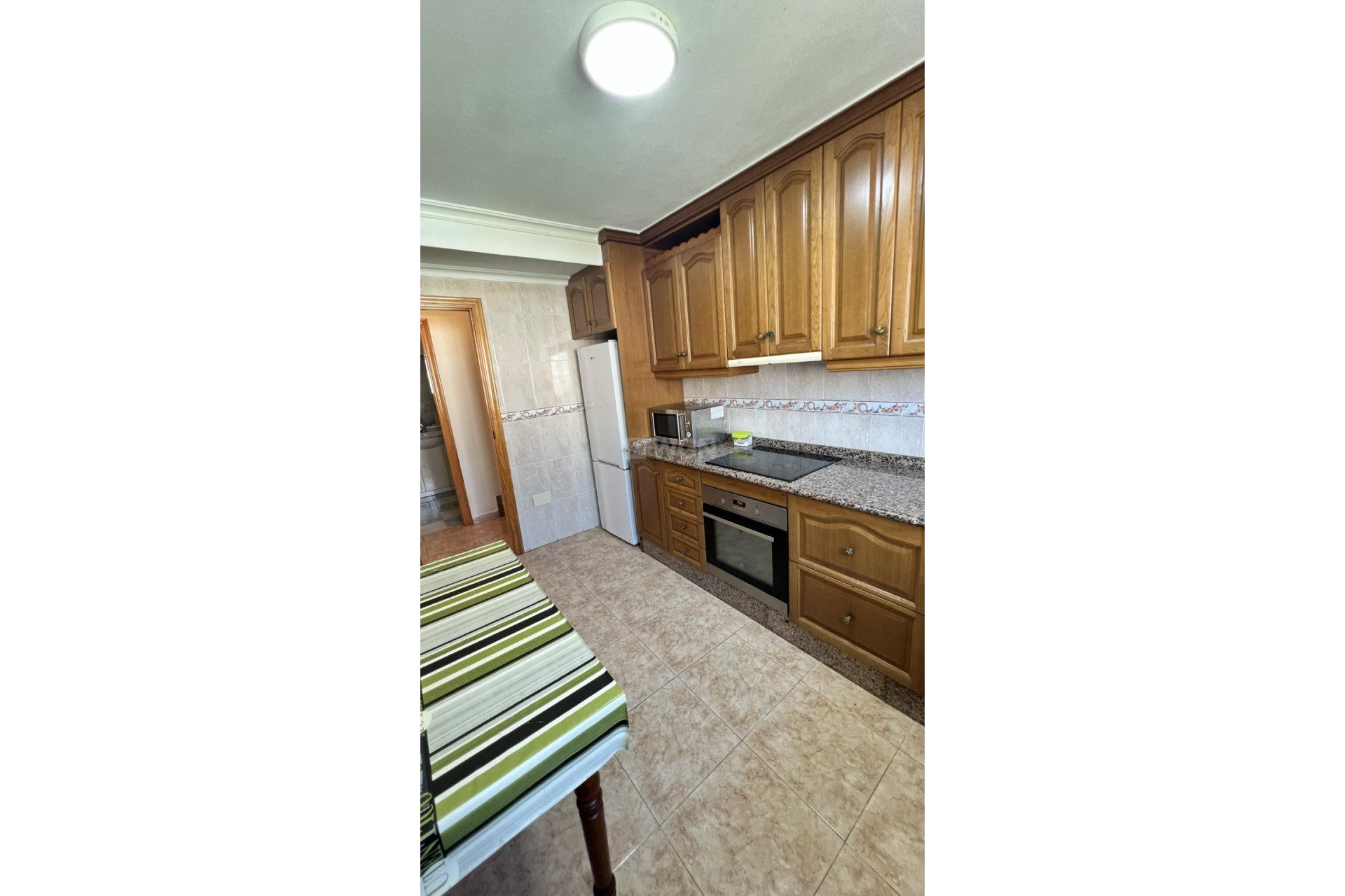 Resale - Villa - Torrevieja - aguas nuevas