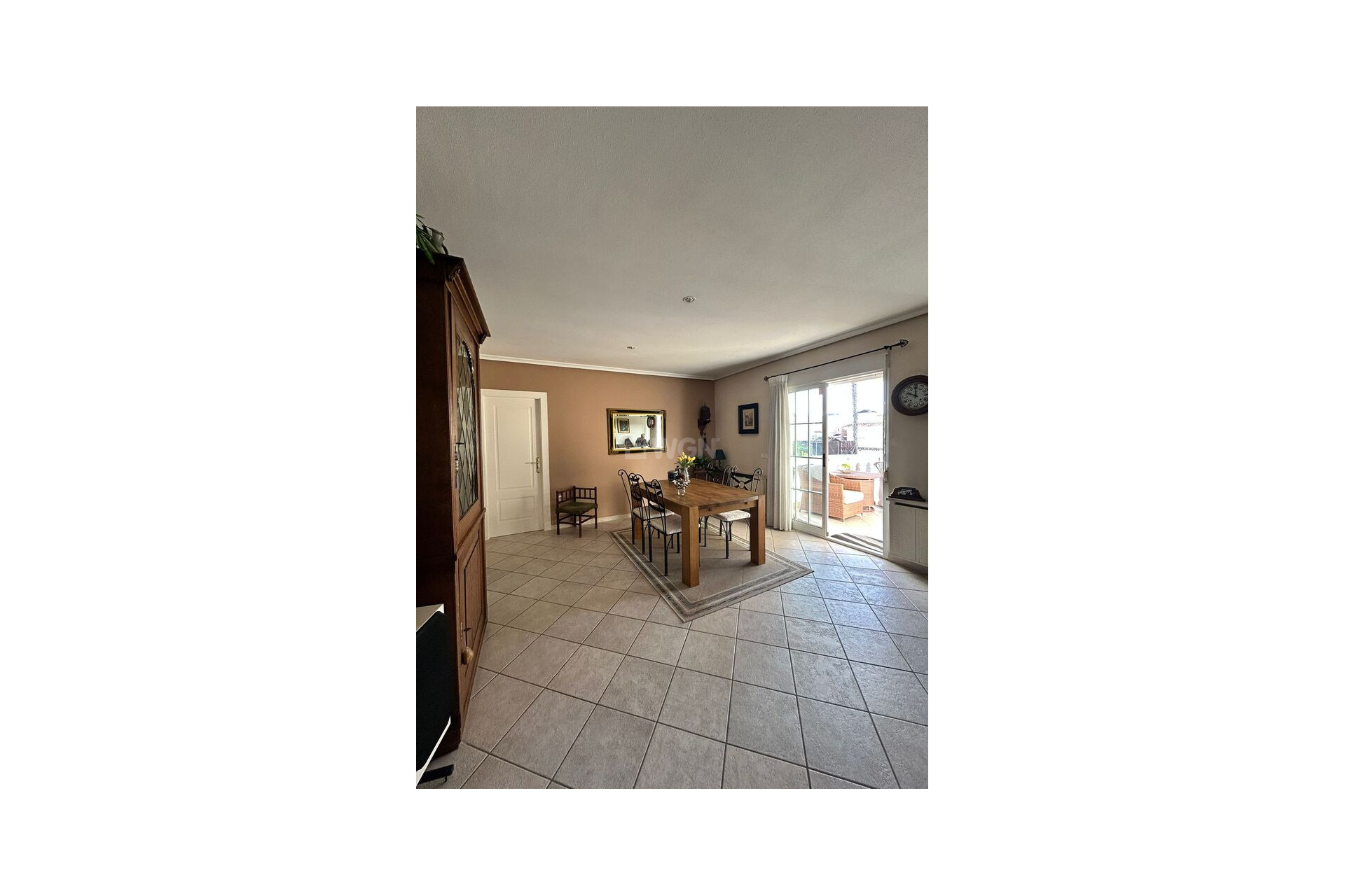 Resale - Villa - Torrevieja - aguas nuevas