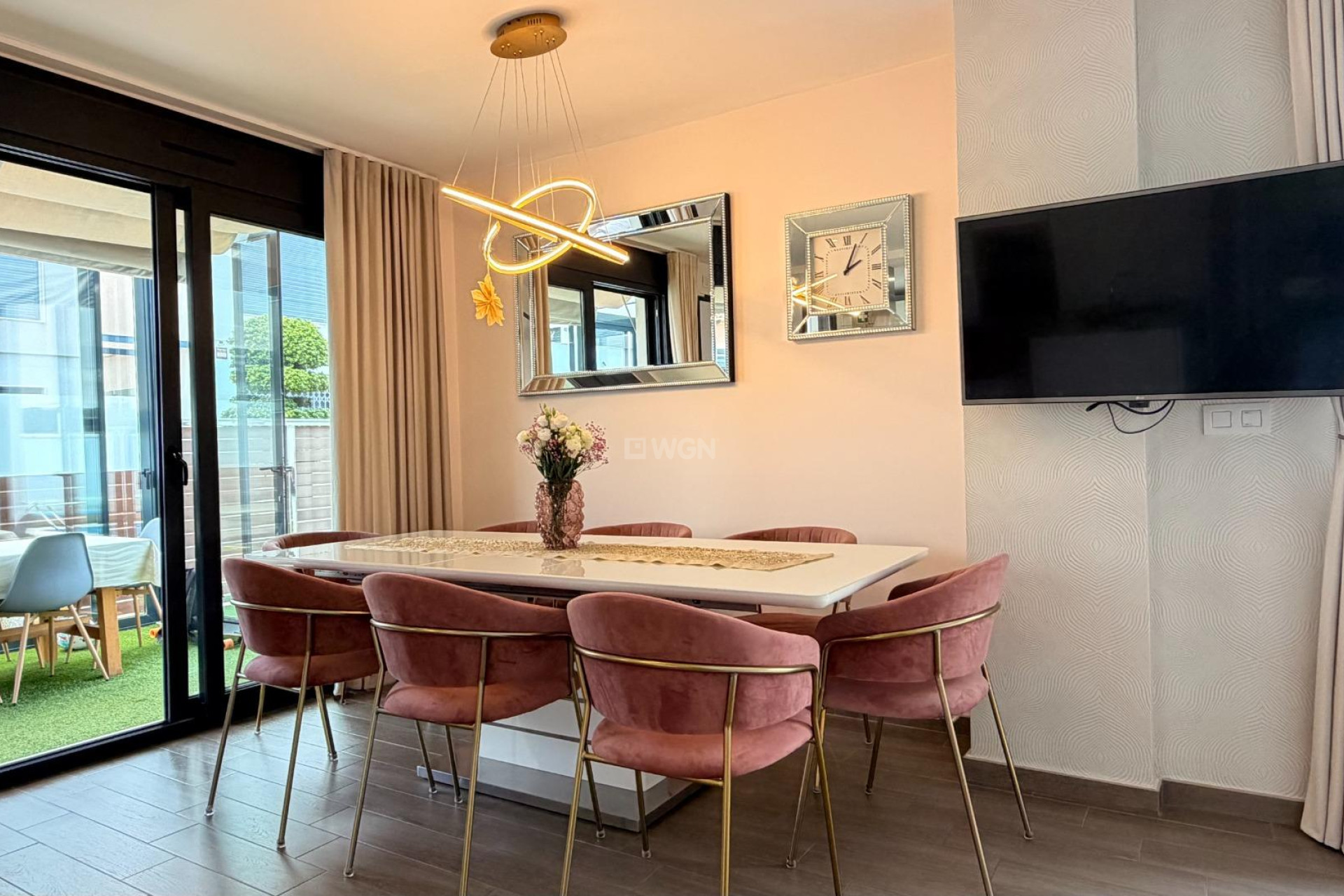 Resale - Villa - Torrevieja - aguas nuevas