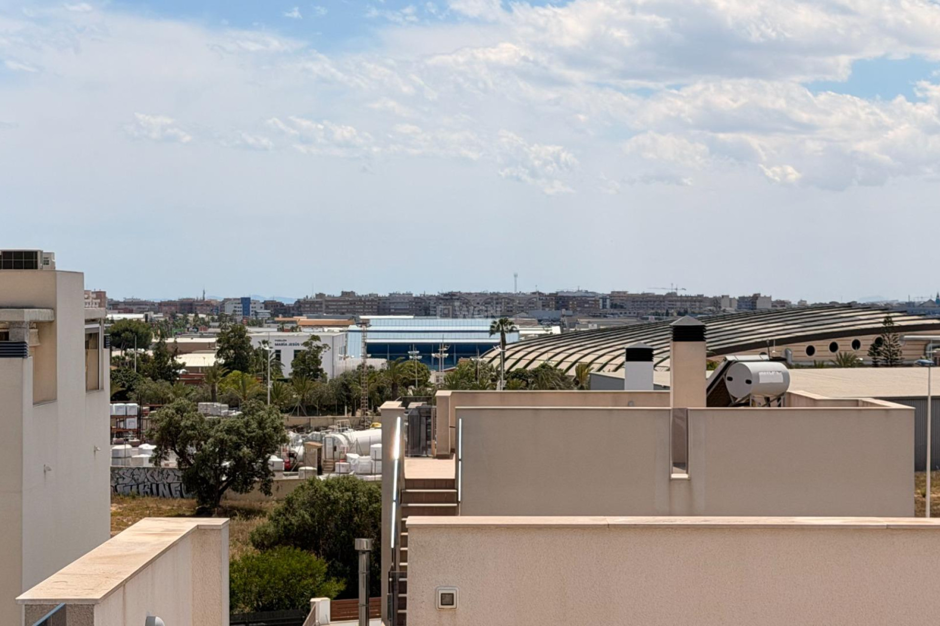 Resale - Villa - Torrevieja - aguas nuevas