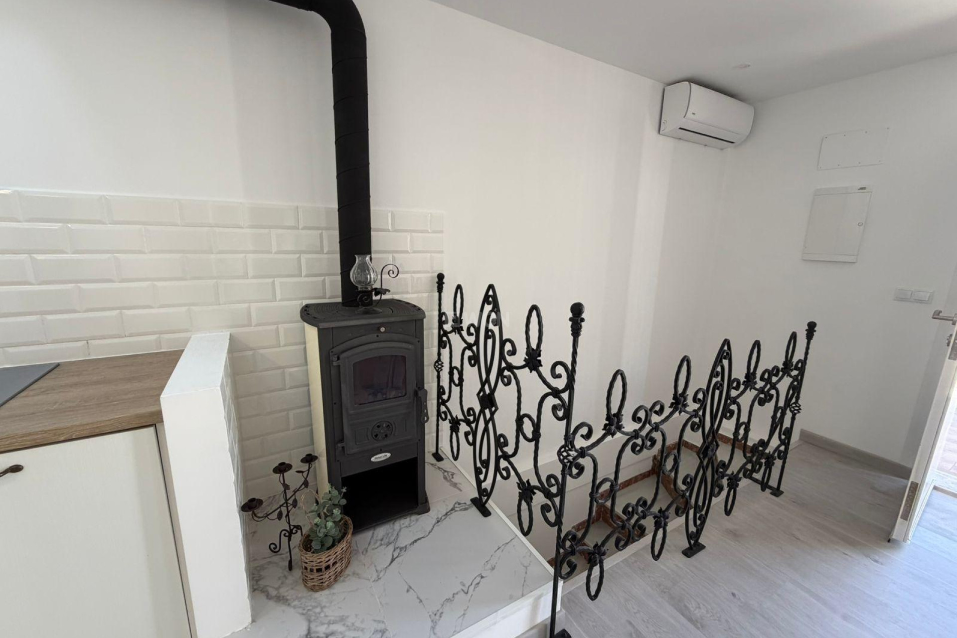 Resale - Villa - Torrevieja - Cabo Cervera