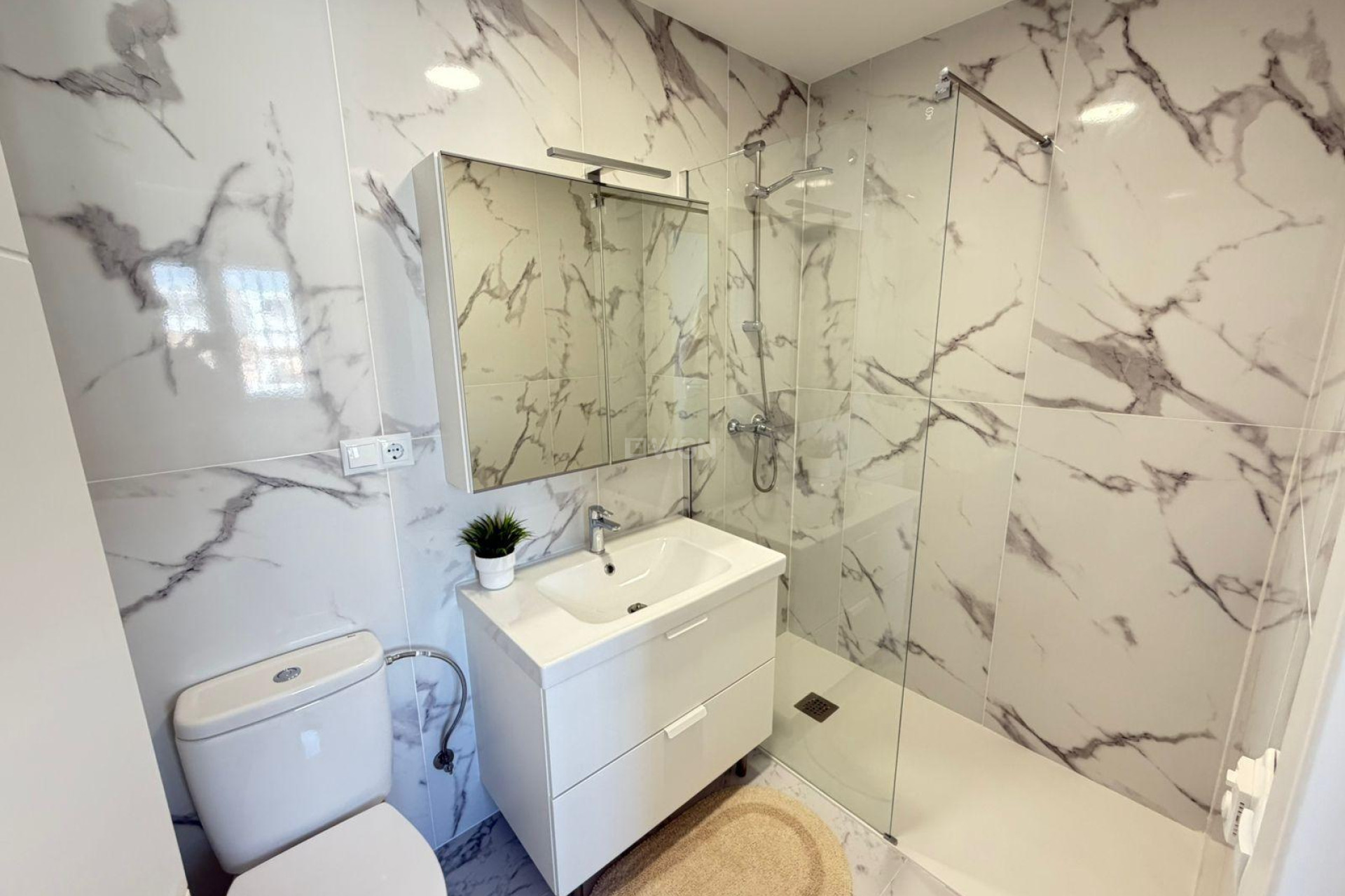 Resale - Villa - Torrevieja - Cabo Cervera