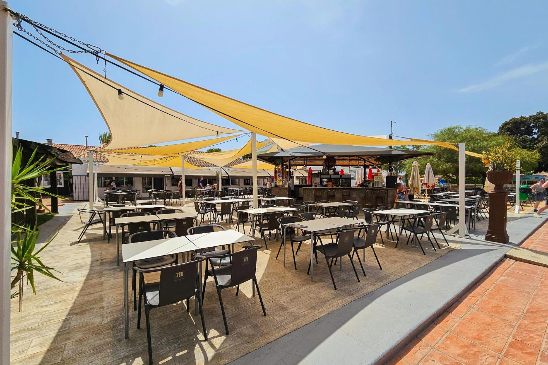 Resale - Villa - Torrevieja - Calas Blanca