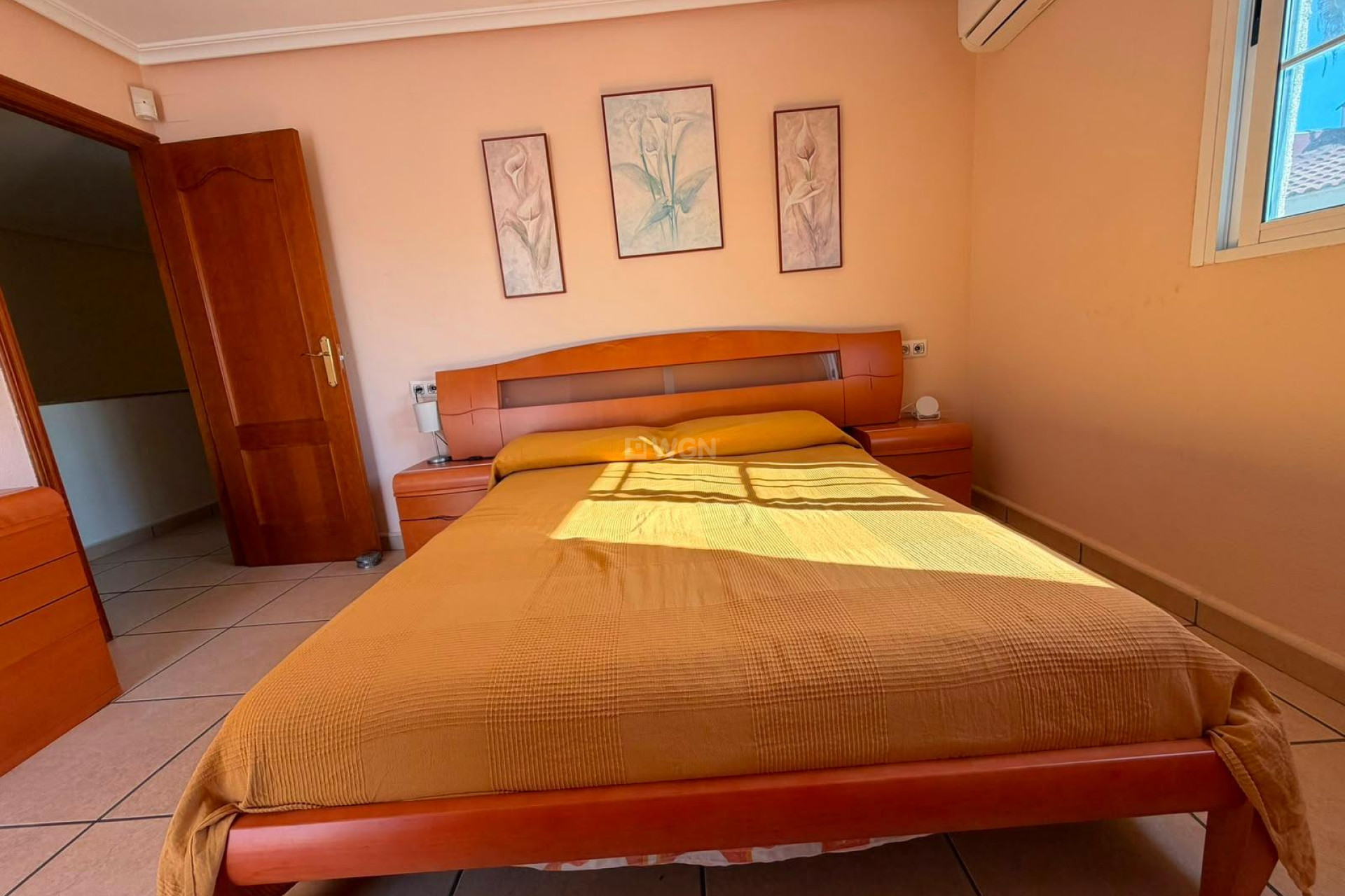 Resale - Villa - Torrevieja - Carrefour