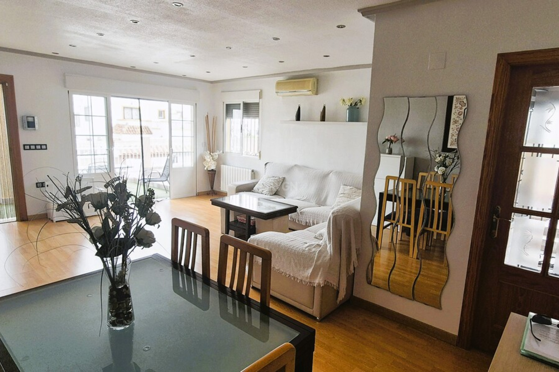 Resale - Villa - Torrevieja - Costa Blanca