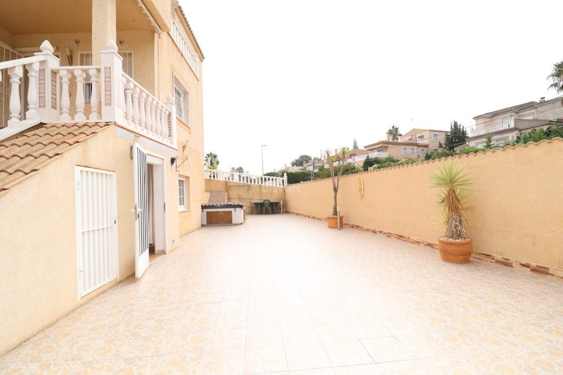 Resale - Villa - Torrevieja - Costa Blanca