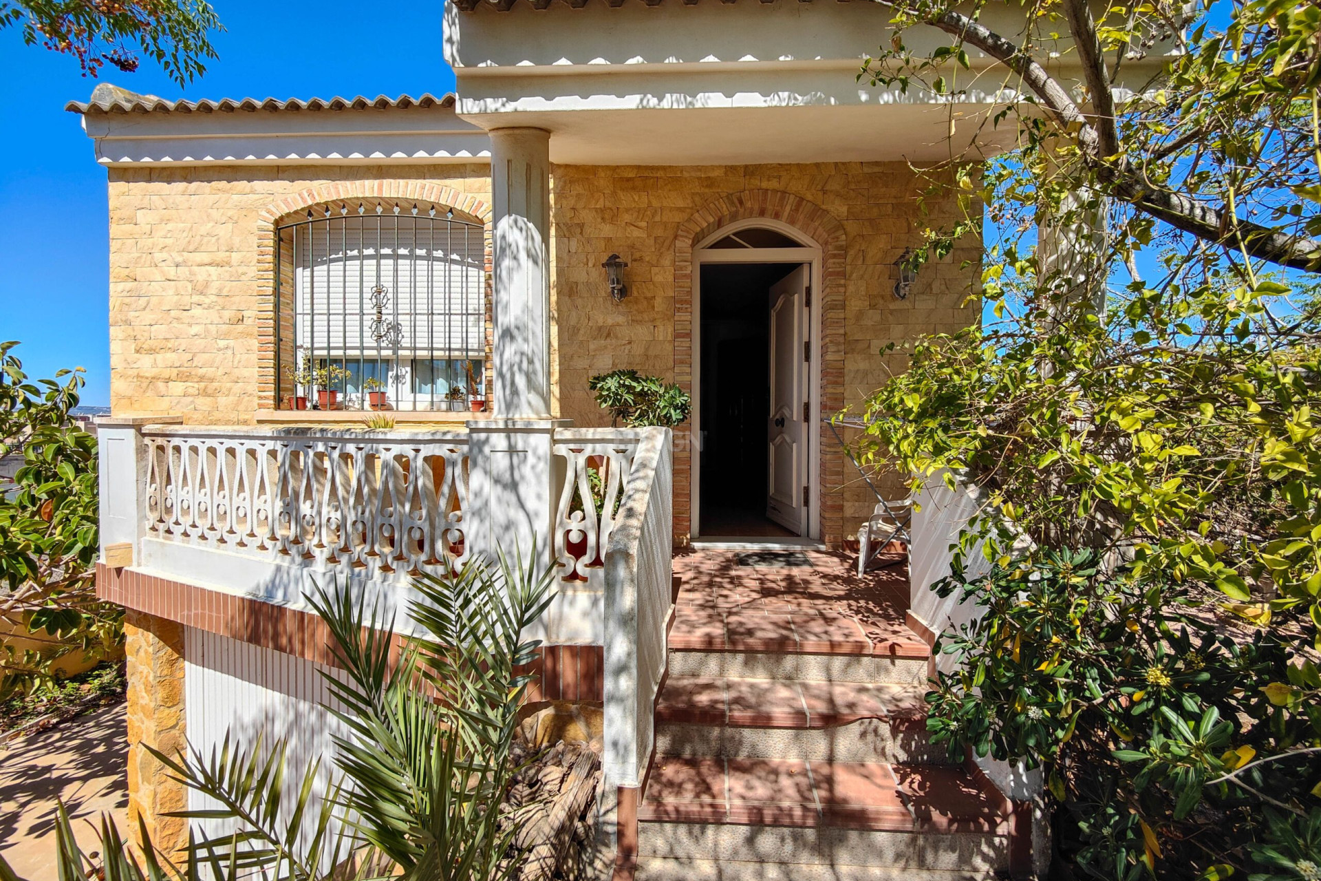 Resale - Villa - Torrevieja - Costa Blanca