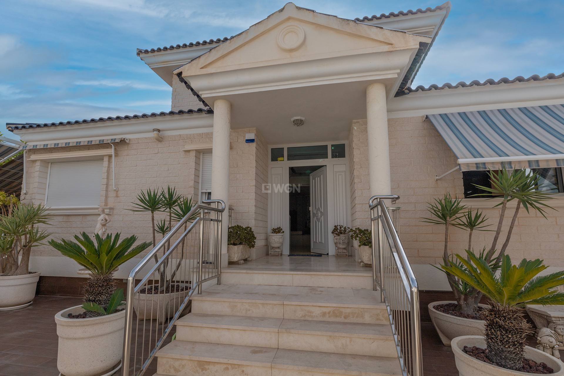 Resale - Villa - Torrevieja - Costa Blanca