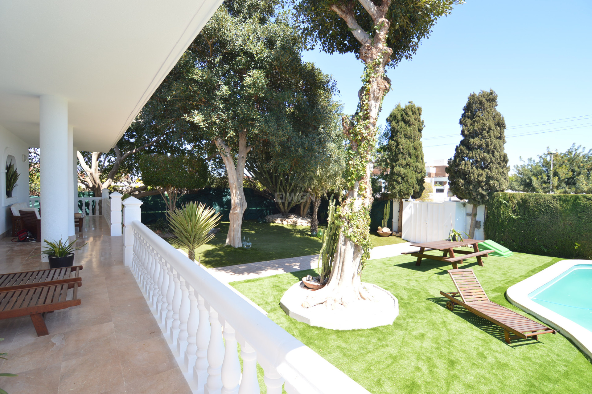 Resale - Villa - Torrevieja - Costa Blanca