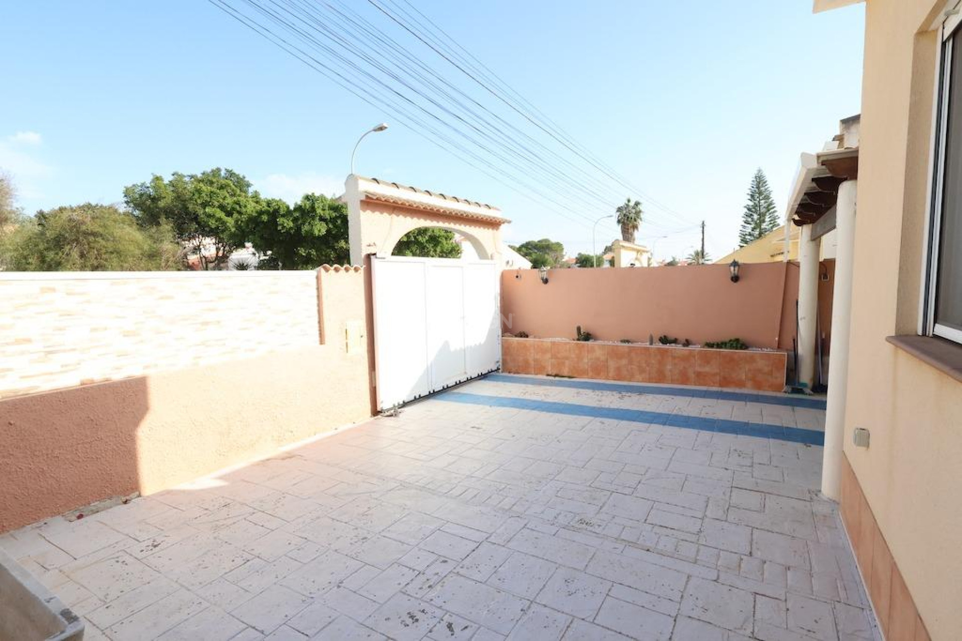 Resale - Villa - Torrevieja - Costa Blanca