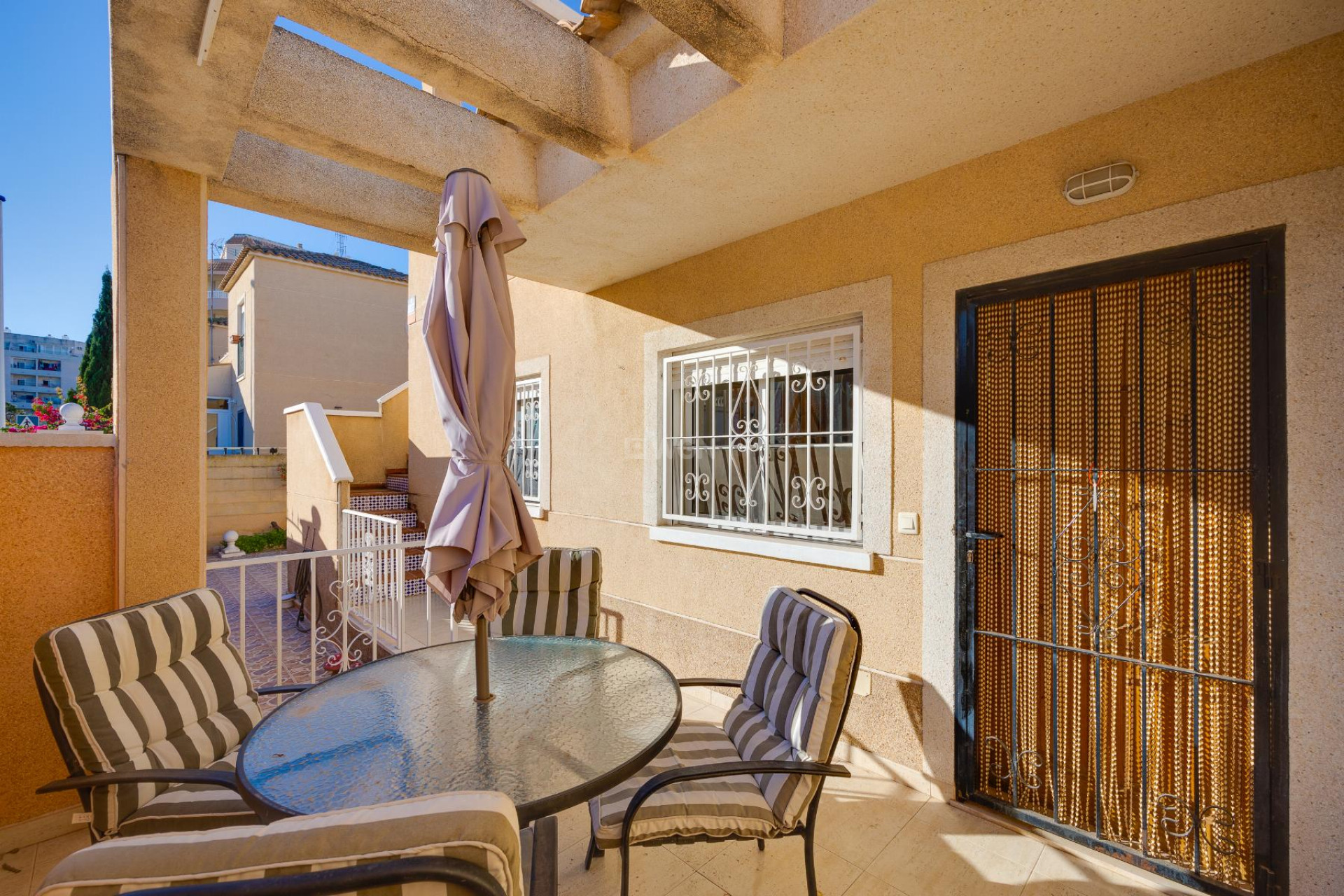 Resale - Villa - Torrevieja - Costa Blanca