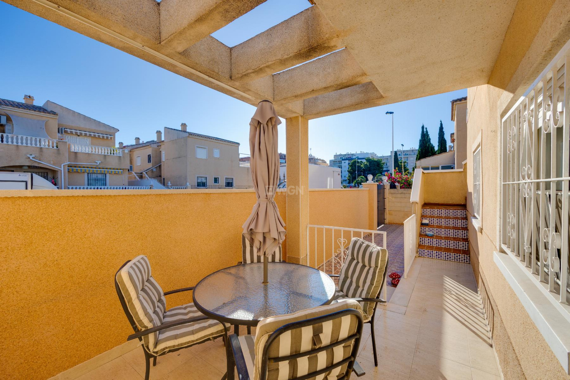 Resale - Villa - Torrevieja - Costa Blanca