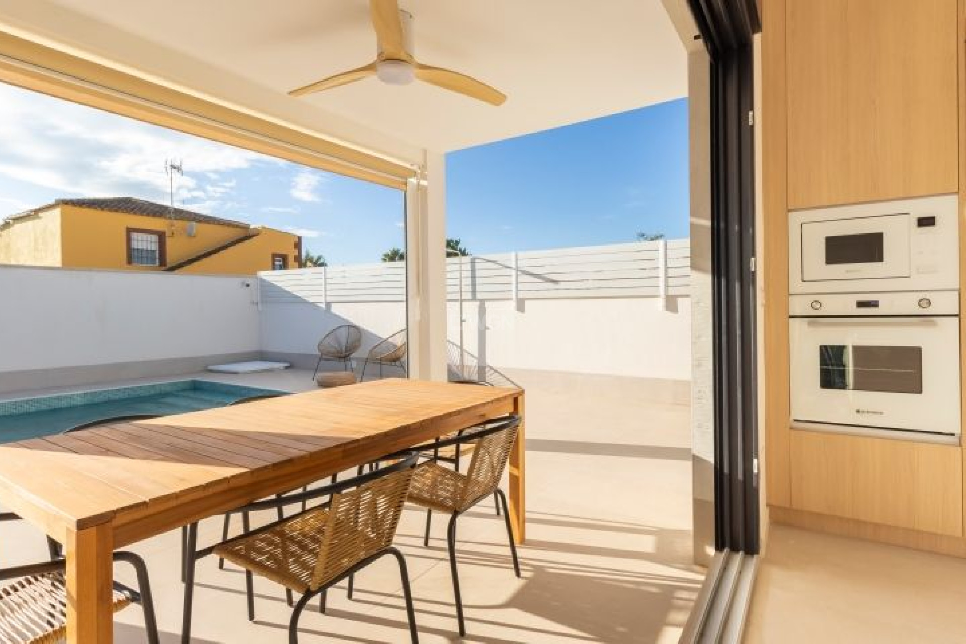 Resale - Villa - Torrevieja - Costa Blanca